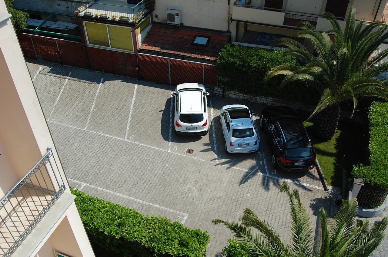 Riviera Residence Marina di Pietrasanta Luaran gambar